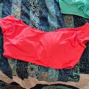 Victoria’s Secret bikini top